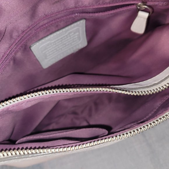 Coach Shoulder Bag Lovely White Leather and Mauve lining - Picture 4 of 5